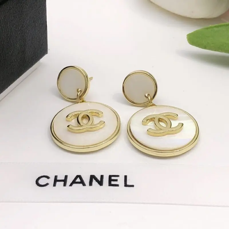 chanel boucles doreilles pour femme s_123bb1a3